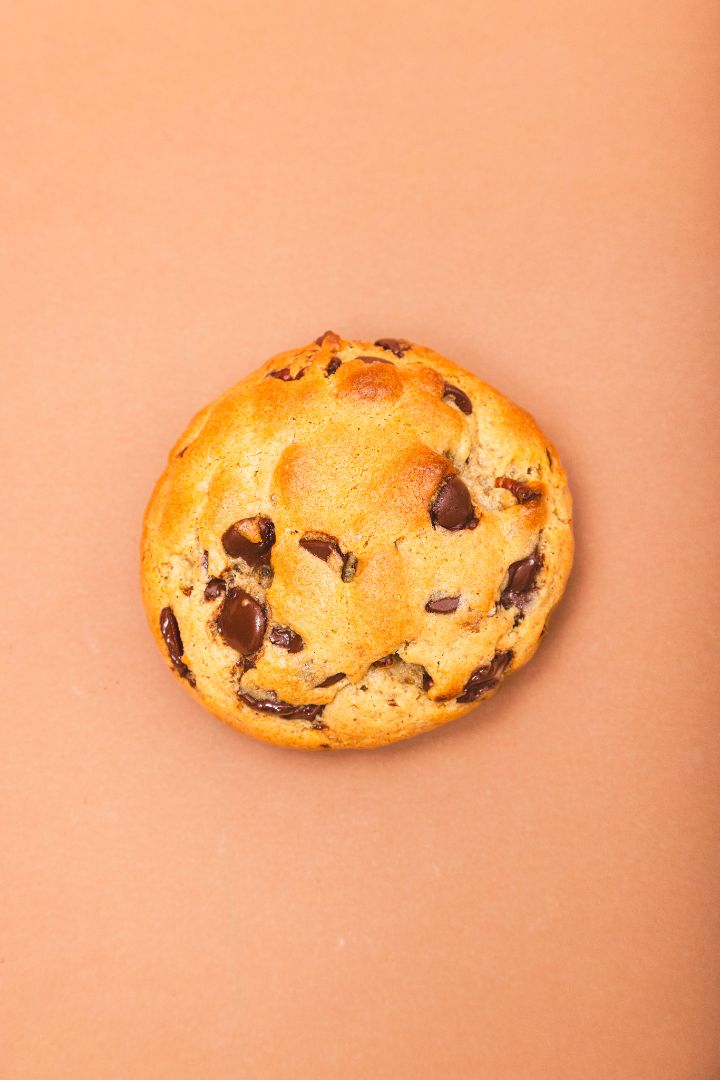 Old School Chocolate Chip Cookie